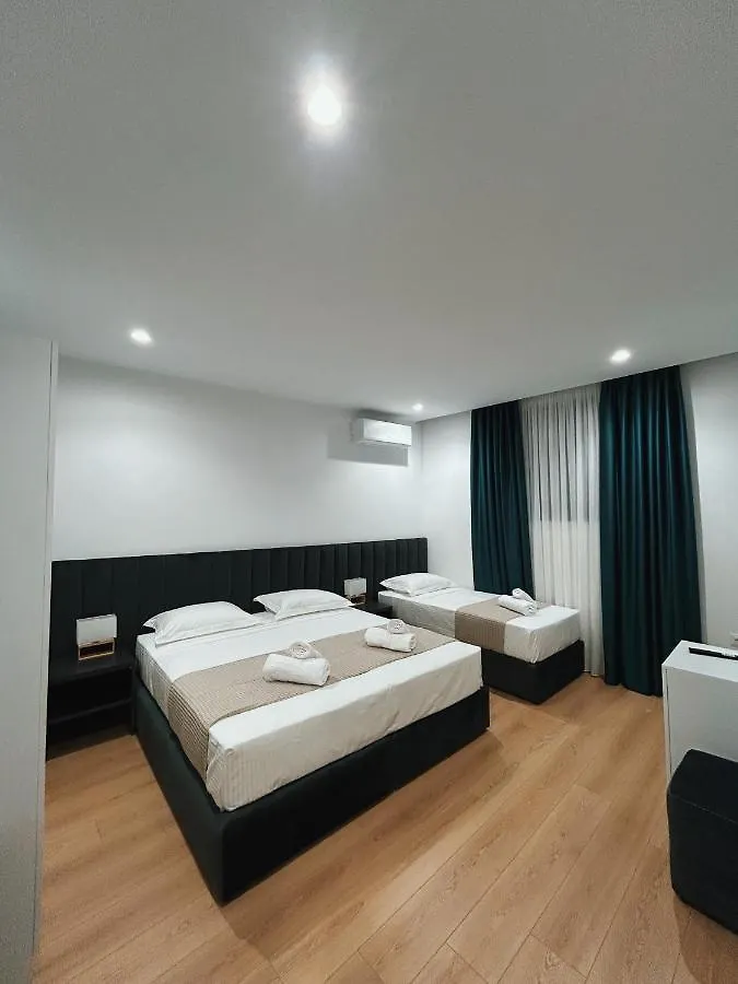 Clinton Tirana Inn